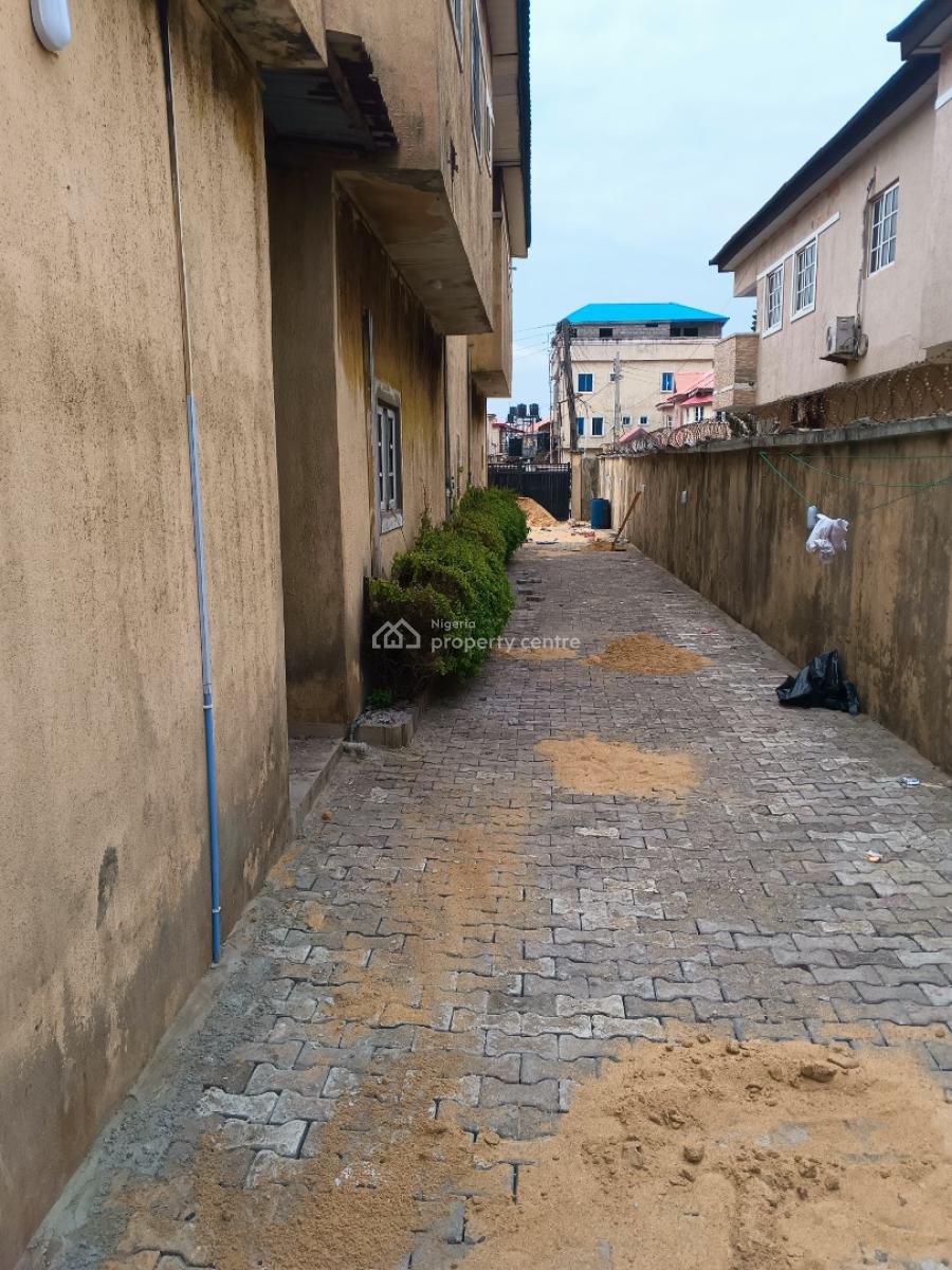 Fantastic 4 Bedroom +bq Detached Duplex. Undergoing Renovation, Admiralty Homes Estate, Alpha Beach Road, New-road Bustop, Igbo Efon, Lekki, Lagos, Detached Duplex for Rent