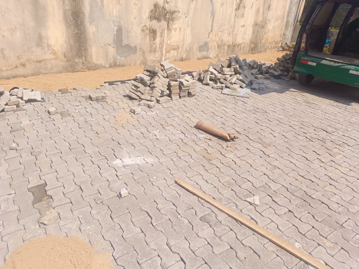 Fantastic 4 Bedroom +bq Detached Duplex. Undergoing Renovation, Admiralty Homes Estate, Alpha Beach Road, New-road Bustop, Igbo Efon, Lekki, Lagos, Detached Duplex for Rent