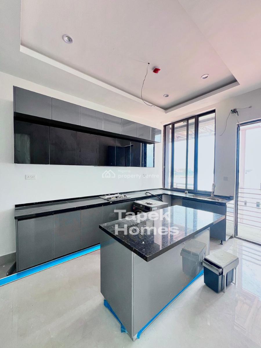 Newly Built 3 Bedroom Apartment with Bq, Lekki Phase 1, Lekki, Lagos, Flat / Apartment for Rent