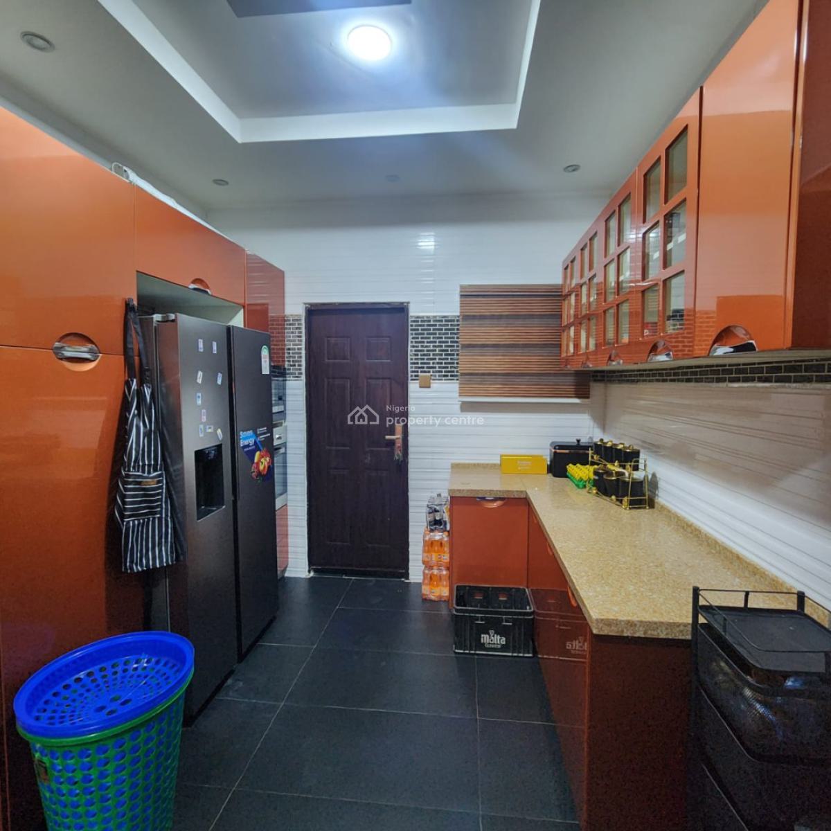 Furnished 5 Bedroom and 2 Bedroom Duplex, Providence Estate Eleyele Road, Ibadan, Oyo, Detached Duplex for Sale