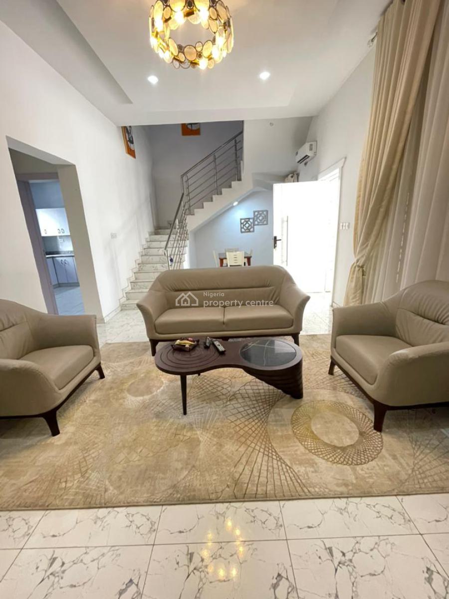 Distress Spacious Very Homely: 4 Bed Terrace Duplex, Orchid Road, Lekki, Lagos, Terraced Duplex for Sale