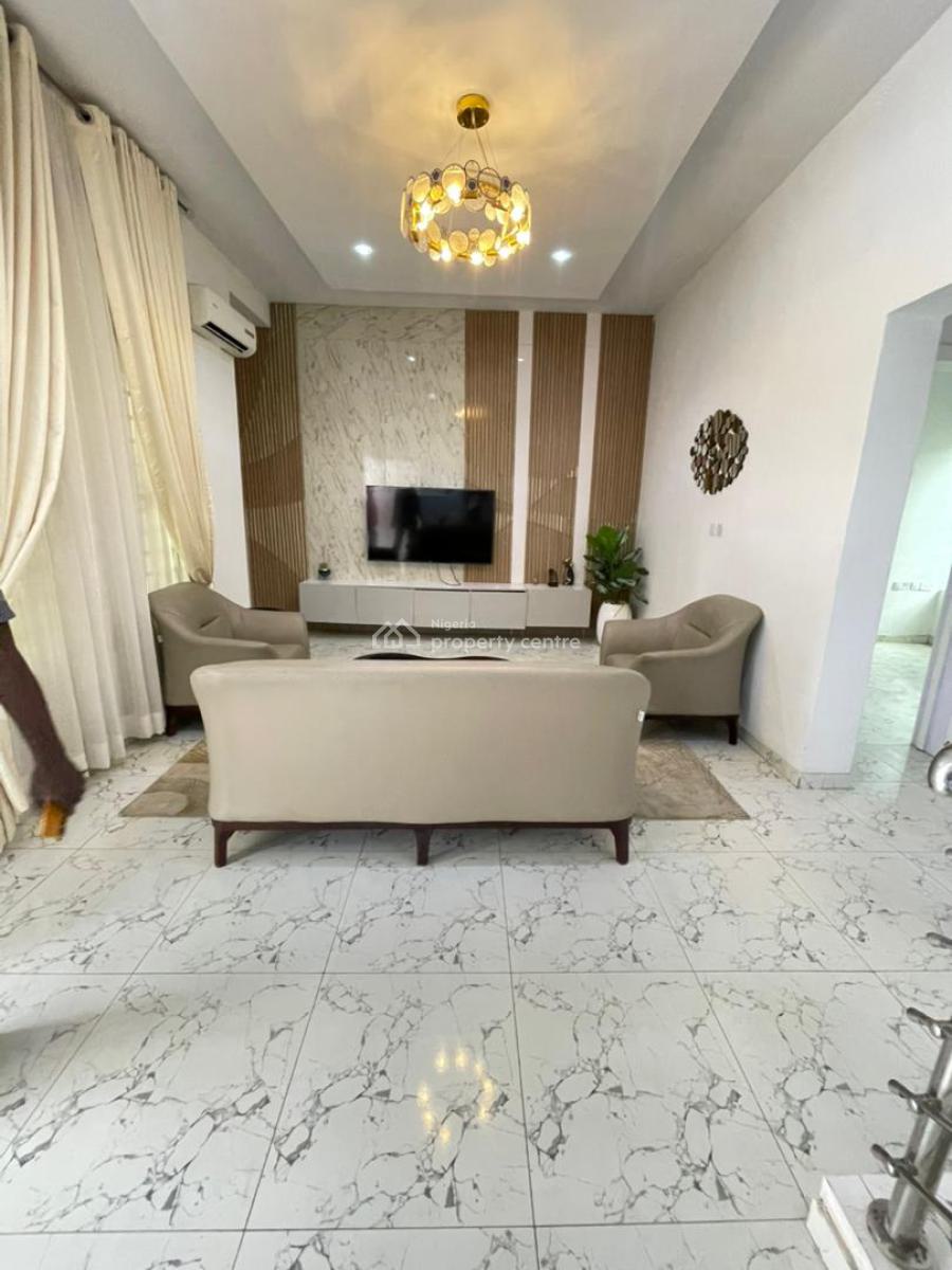 Distress Spacious Very Homely: 4 Bed Terrace Duplex, Orchid Road, Lekki, Lagos, Terraced Duplex for Sale