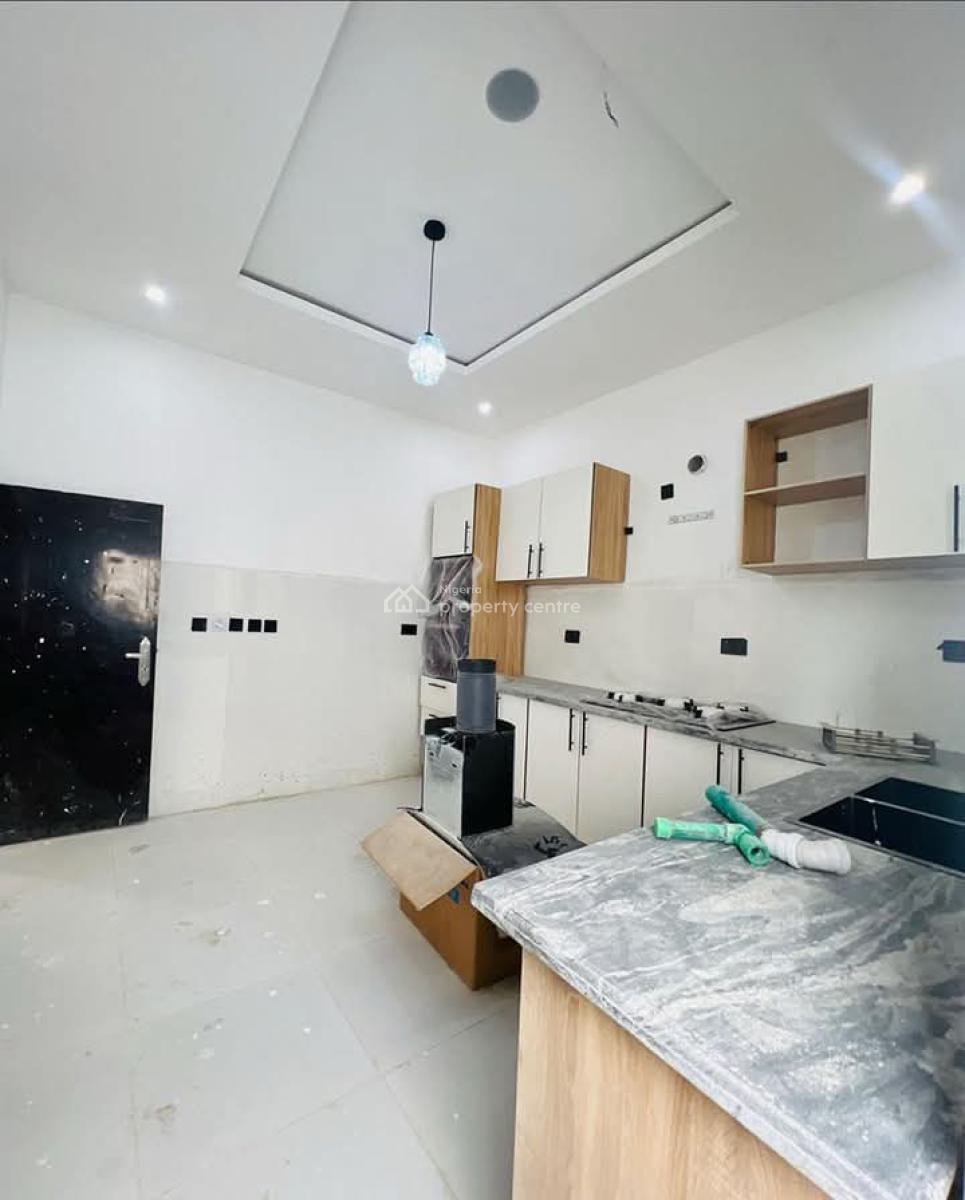 2 Bedrooms Apartment, Ikeja, Lagos, Flat / Apartment for Sale