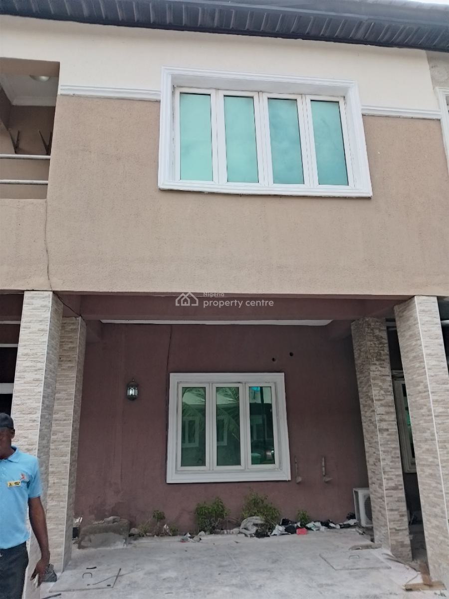 Newly Renovated Serviced 4 Bedroom Semi Detached Terrace, Horizon 2, Ikate, Lekki, Lagos, House for Rent