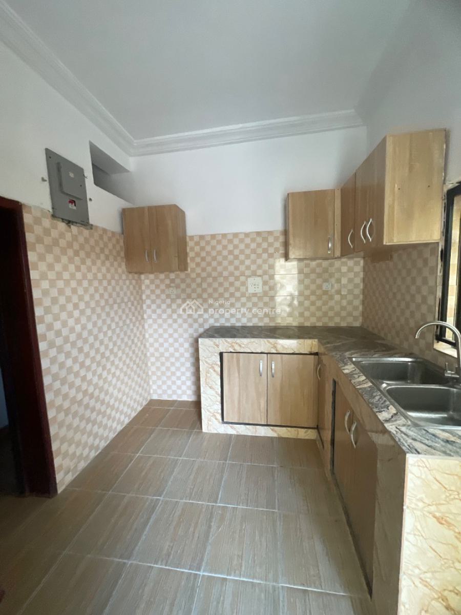 Brandnew Premium Looking 3 Bed Upstairs  and Downstairs, Abraham Adesanya Axis, Ajah, Lagos, House for Rent