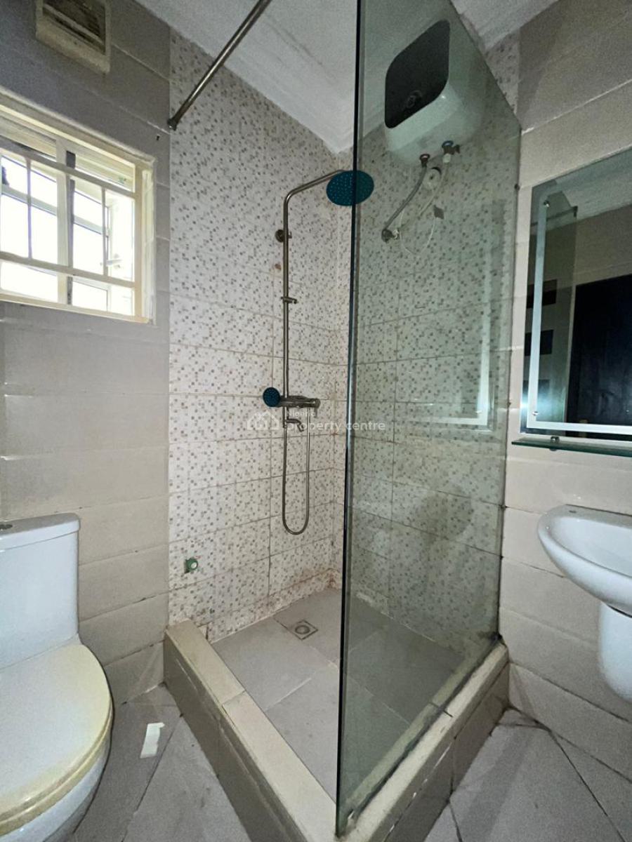 Well Maintained 3 Bedroom Apartment, Abraham Adesanya, Ajah, Lagos, Flat / Apartment for Rent