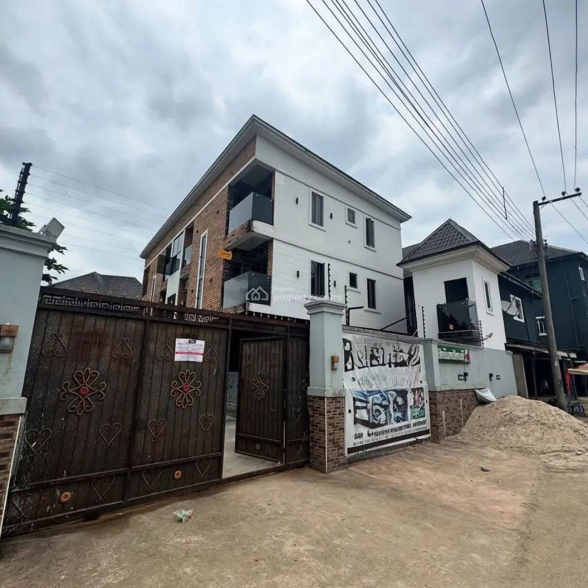 Modern and Fully Functional Hotel, Aker Road, Off Iwofe, Rumolumeni, Port Harcourt, Rivers, Hotel / Guest House for Sale