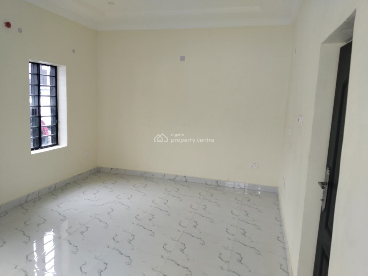 Brand New 7 Rooms En-suite Office Complex, Emmanuel Road Off Peter Odili Road, Trans Amadi, Port Harcourt, Rivers, Office Space for Rent
