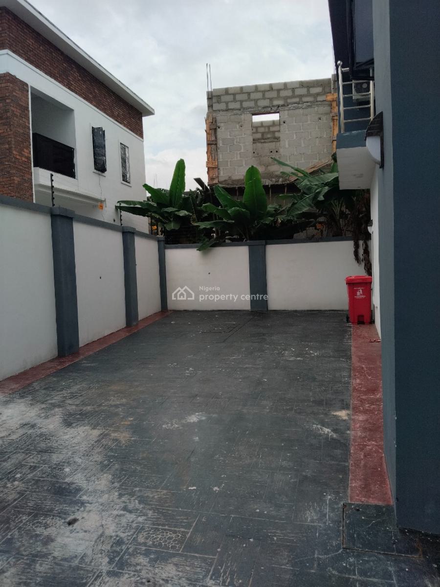 Brand New 7 Rooms En-suite Office Complex, Emmanuel Road Off Peter Odili Road, Trans Amadi, Port Harcourt, Rivers, Office Space for Rent