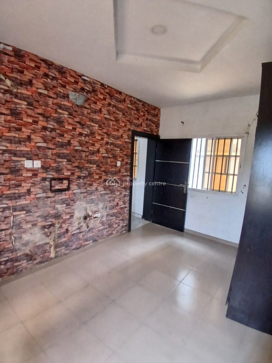 Well Maintained 2 Bedroom Flat Downstairs, Alasia Or Via Okera Nla, Ajah, Lagos, Flat / Apartment for Rent