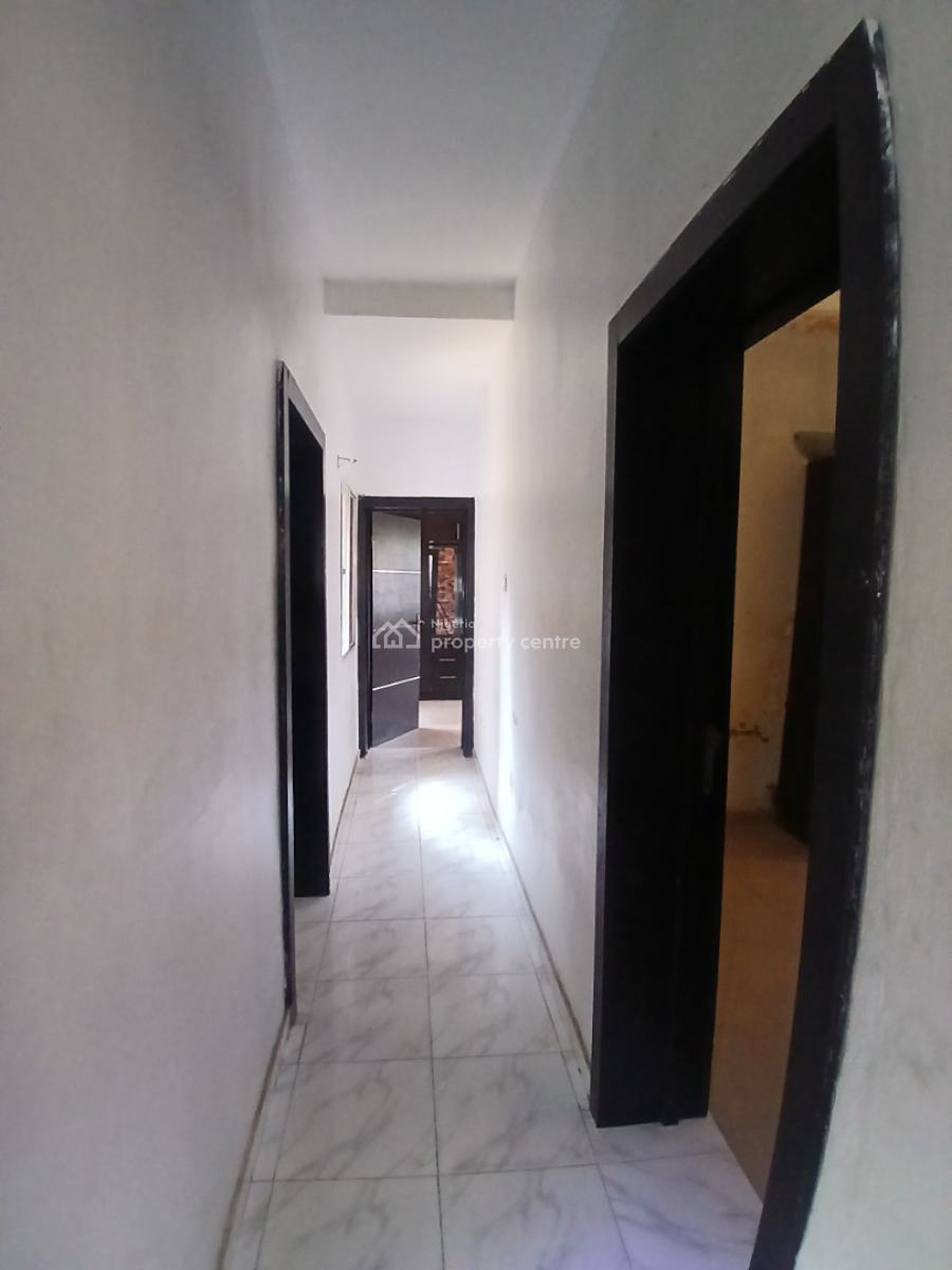 Well Maintained 2 Bedroom Flat Downstairs, Alasia Or Via Okera Nla, Ajah, Lagos, Flat / Apartment for Rent