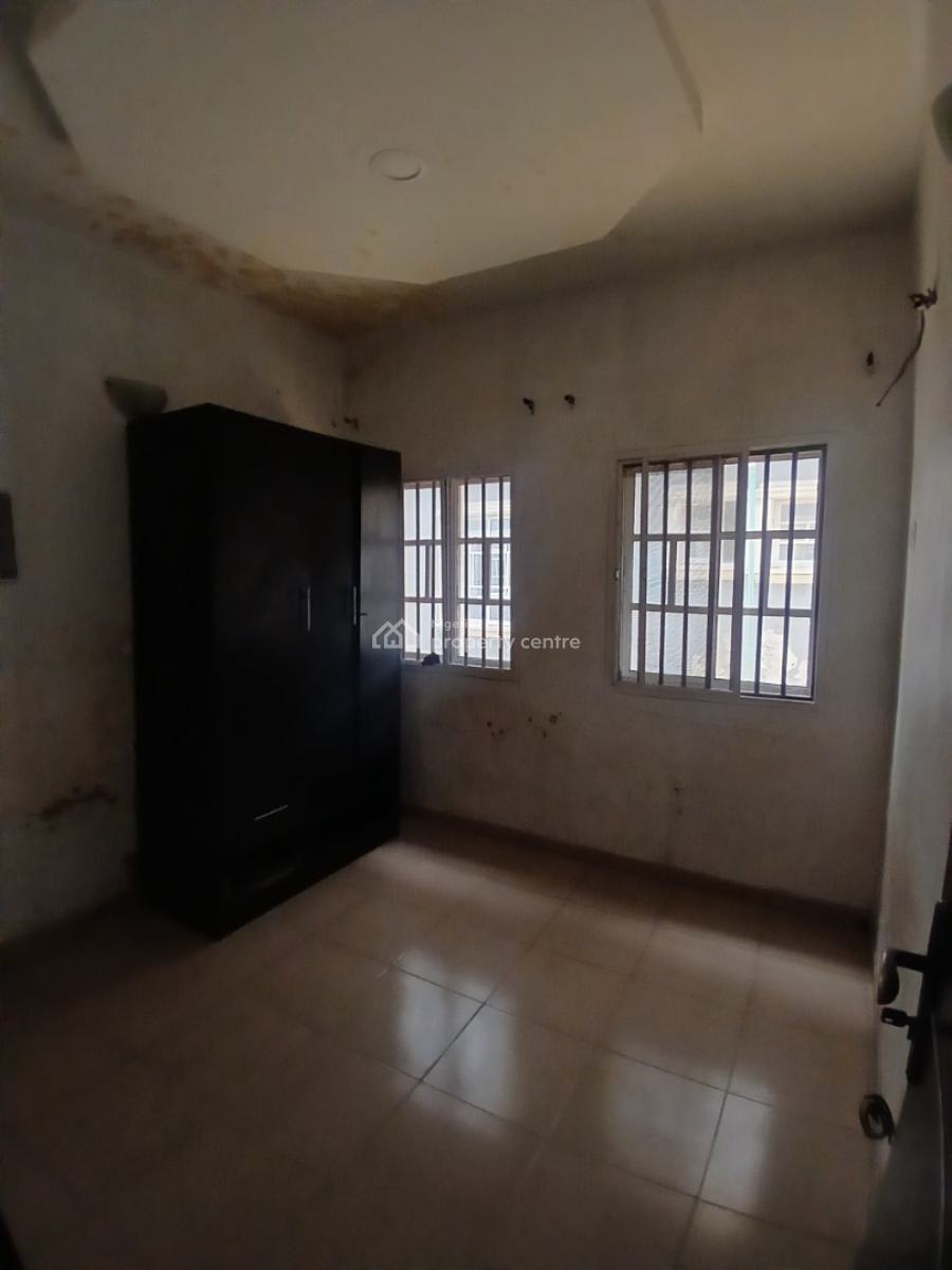 Well Maintained 2 Bedroom Flat Downstairs, Alasia Or Via Okera Nla, Ajah, Lagos, Flat / Apartment for Rent