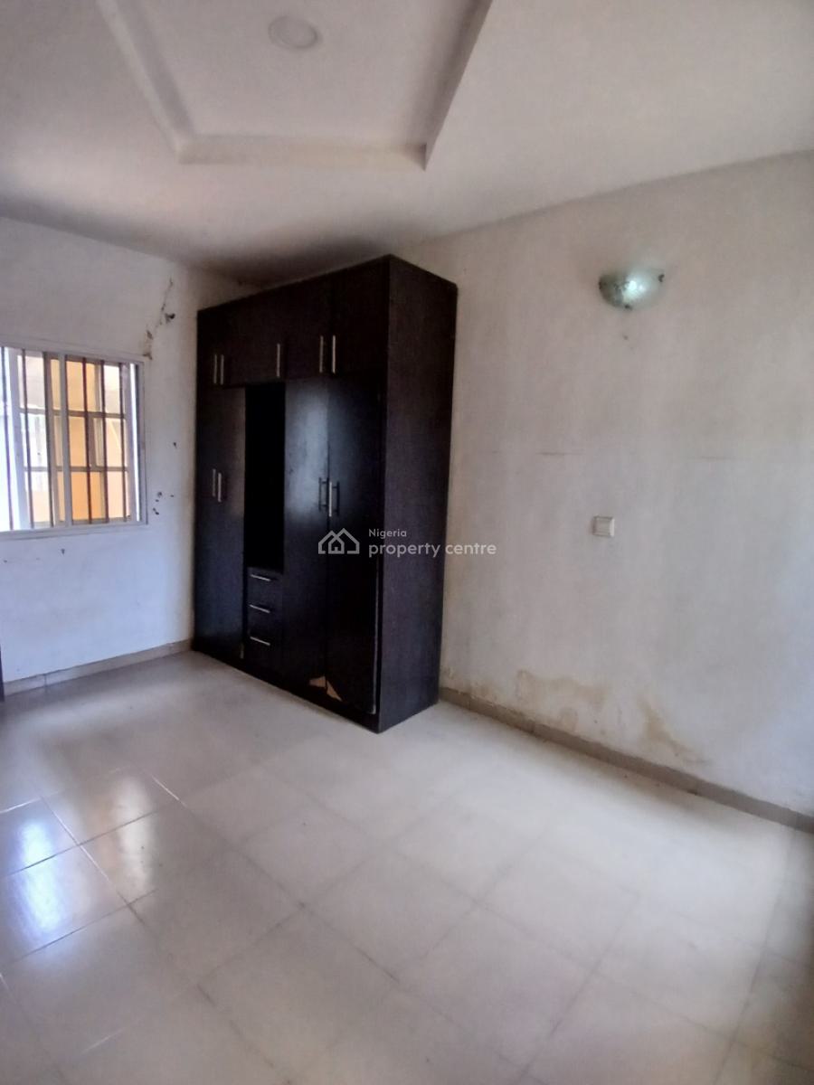 Well Maintained 2 Bedroom Flat Downstairs, Alasia Or Via Okera Nla, Ajah, Lagos, Flat / Apartment for Rent