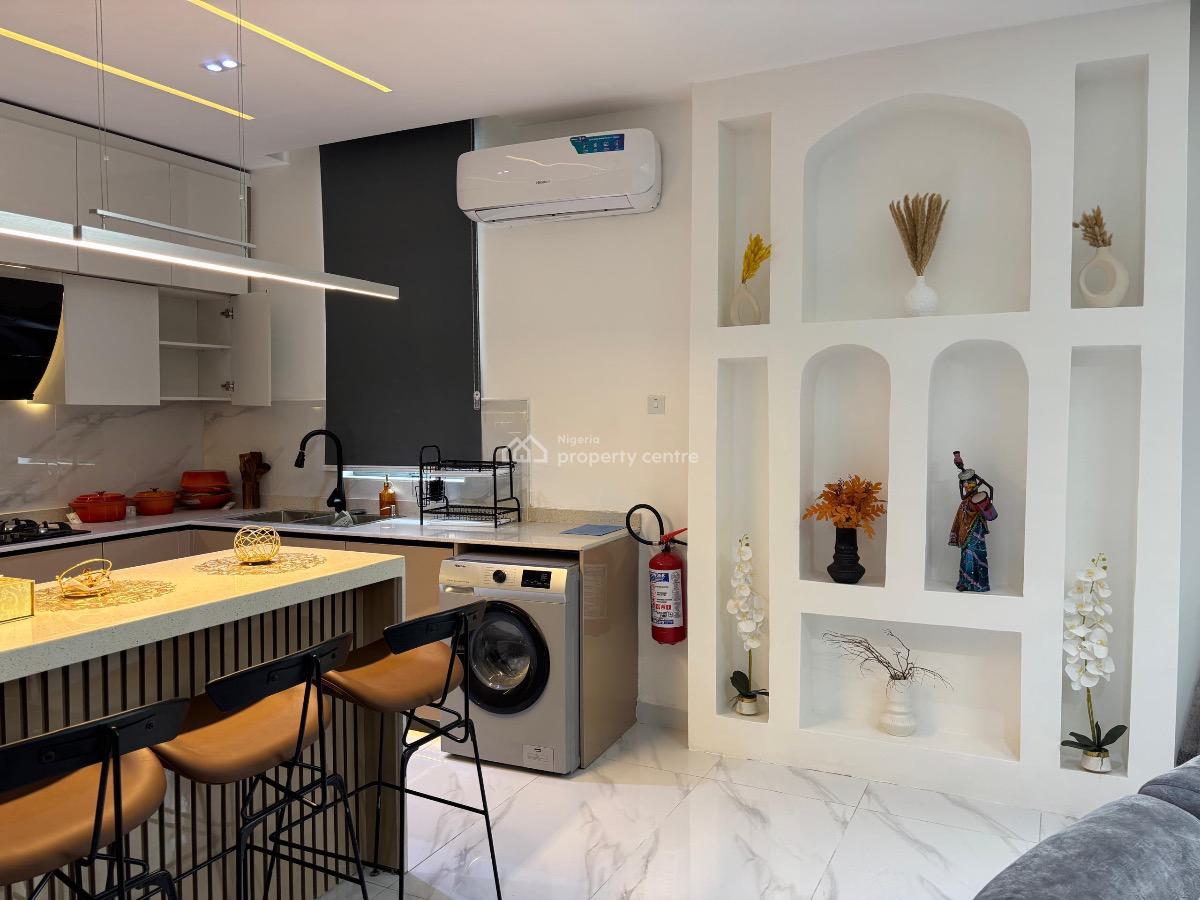 Two (2) Bedrooms Apartment Self Compound with Ps5 Offers a Luxurious S, Old Ikoyi, Ikoyi, Lagos, Flat / Apartment Short Let
