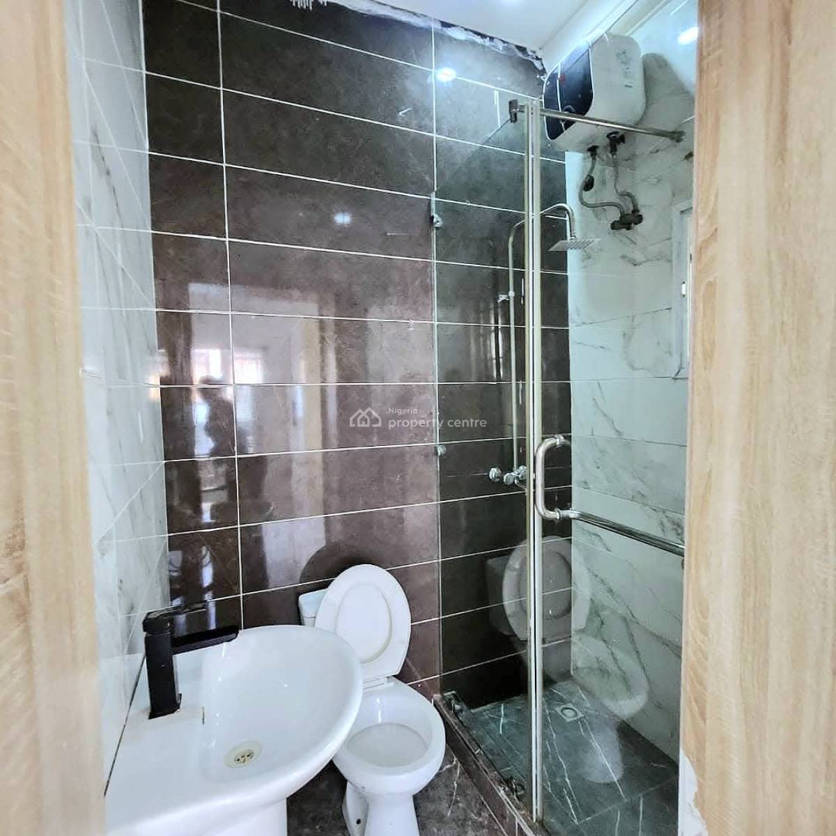 Newly Renovated 2 Bedroom Flat, Idado, Lekki, Lagos, Flat / Apartment for Rent