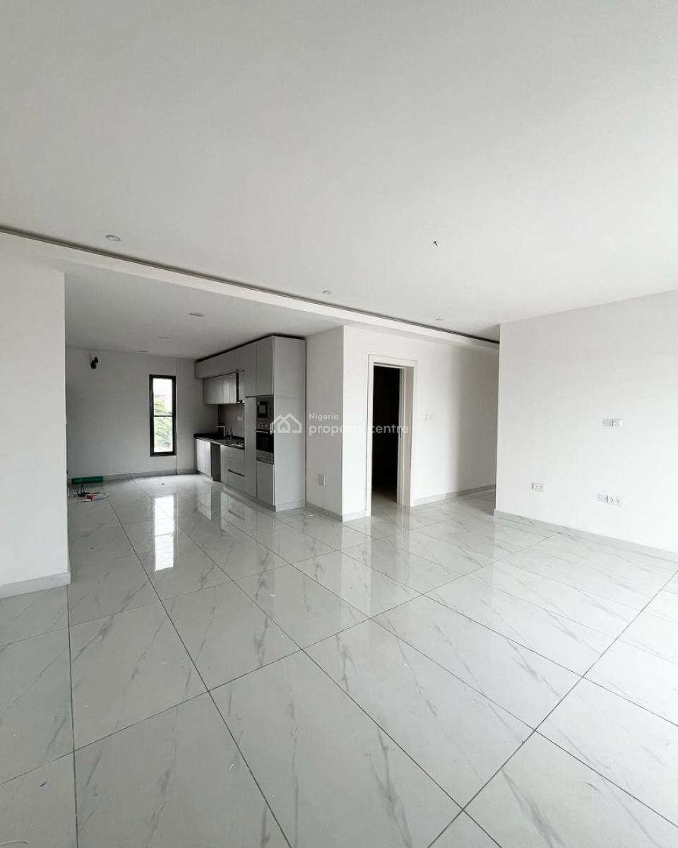 3 Bedrooms Apartment with Bq, Lekki Phase 1, Lekki, Lagos, Flat / Apartment for Rent