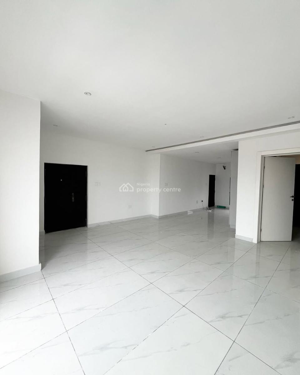 3 Bedrooms Apartment with Bq, Lekki Phase 1, Lekki, Lagos, Flat / Apartment for Rent