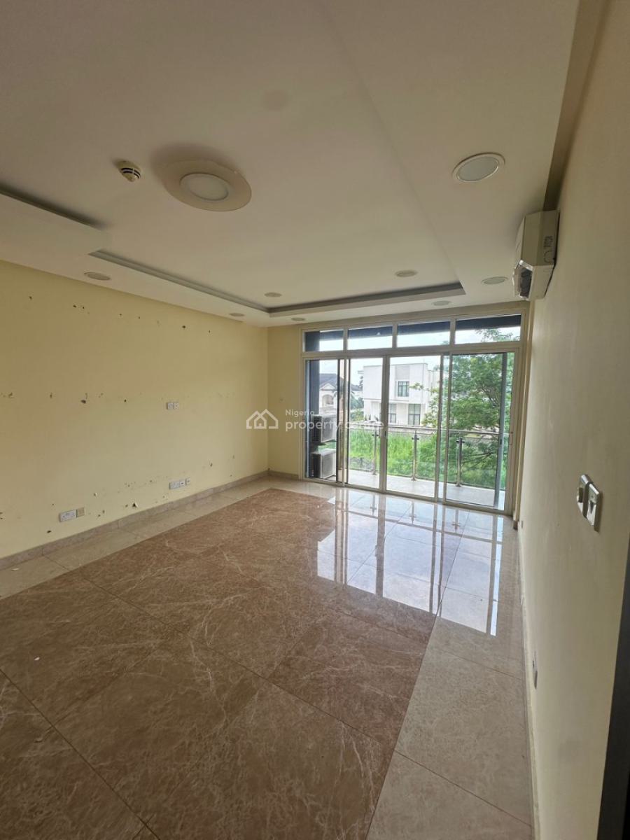 Well Maintained 3 Bedroom Apartment with Swimming Pool, Banana Island, Ikoyi, Lagos, Flat / Apartment for Rent