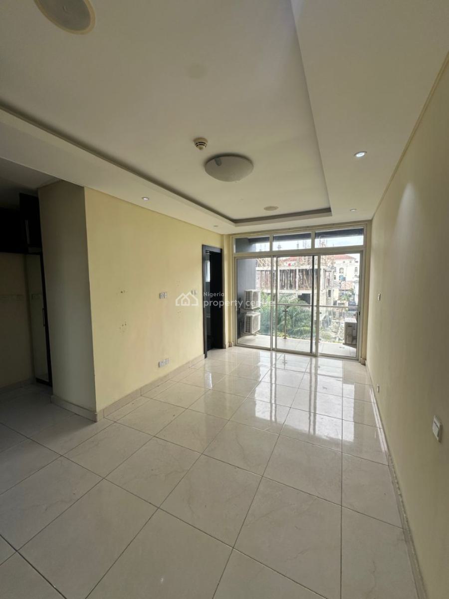 Well Maintained 3 Bedroom Apartment with Swimming Pool, Banana Island, Ikoyi, Lagos, Flat / Apartment for Rent