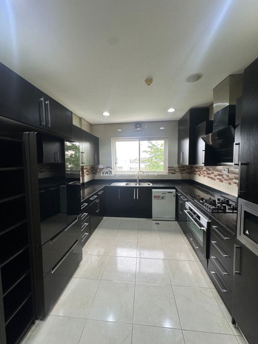 Well Maintained 3 Bedroom Apartment with Swimming Pool, Banana Island, Ikoyi, Lagos, Flat / Apartment for Rent