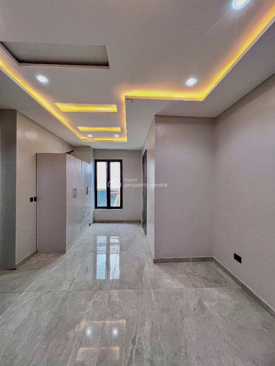 Fully Serviced 5 Bedroom Penthouse with Pool,elevator and Gym, Lekki Phase 1, Lekki Phase 1, Lekki, Lagos, Detached Duplex for Sale
