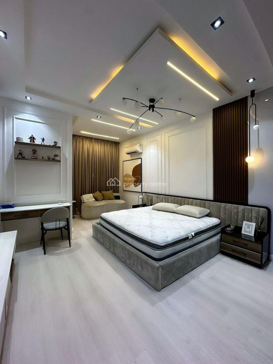 Well Furnished 2 Bedroom Apartment with Bq, Ologolo, Lekki, Lagos, Block of Flats for Sale