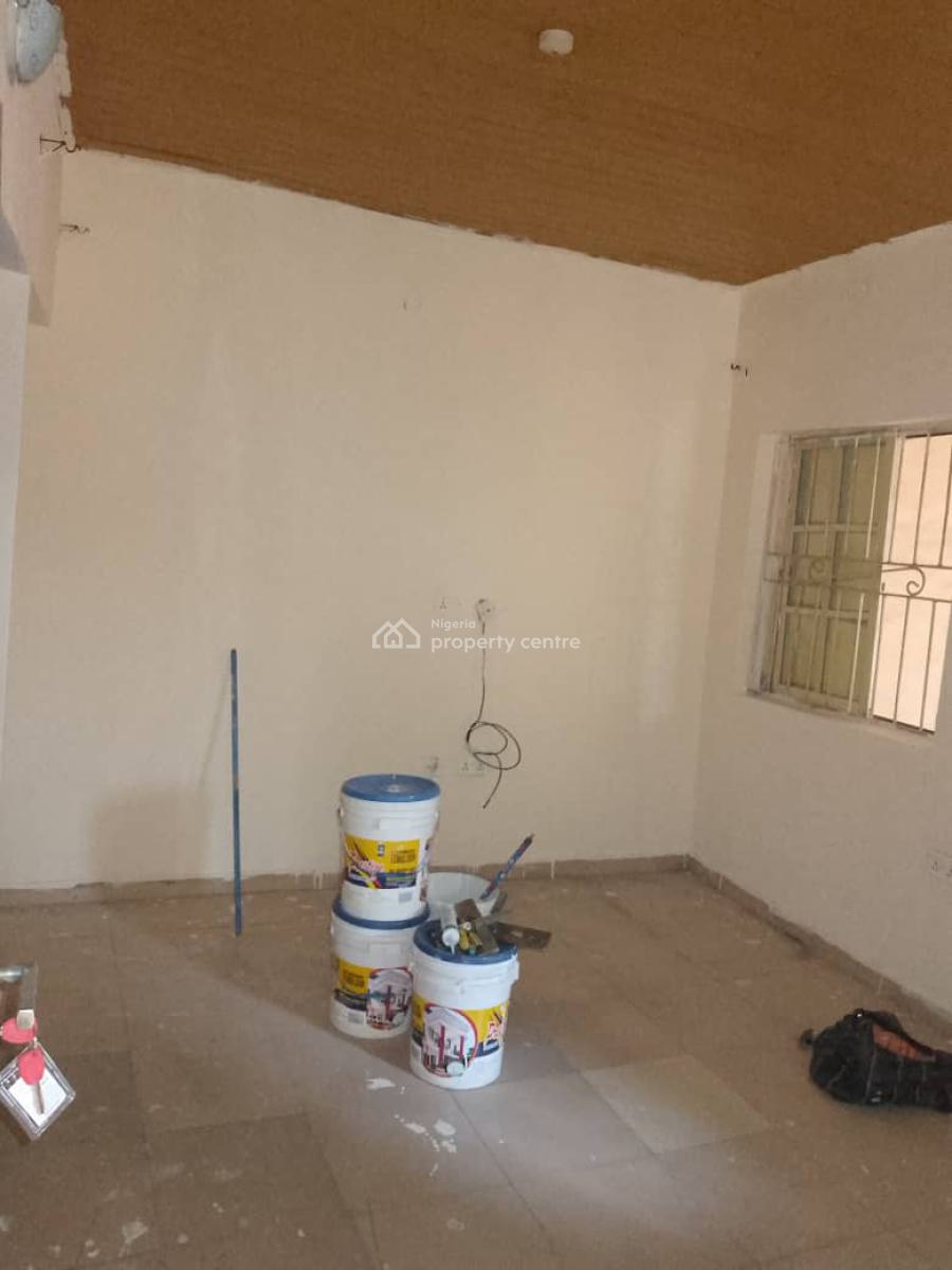 Luxurious Room and Parlour Self Contain Upstair, Ologufe Road Awoyaya Ibeju Lekki Lagos, Awoyaya, Ibeju Lekki, Lagos, Mini Flat (room and Parlour) for Rent