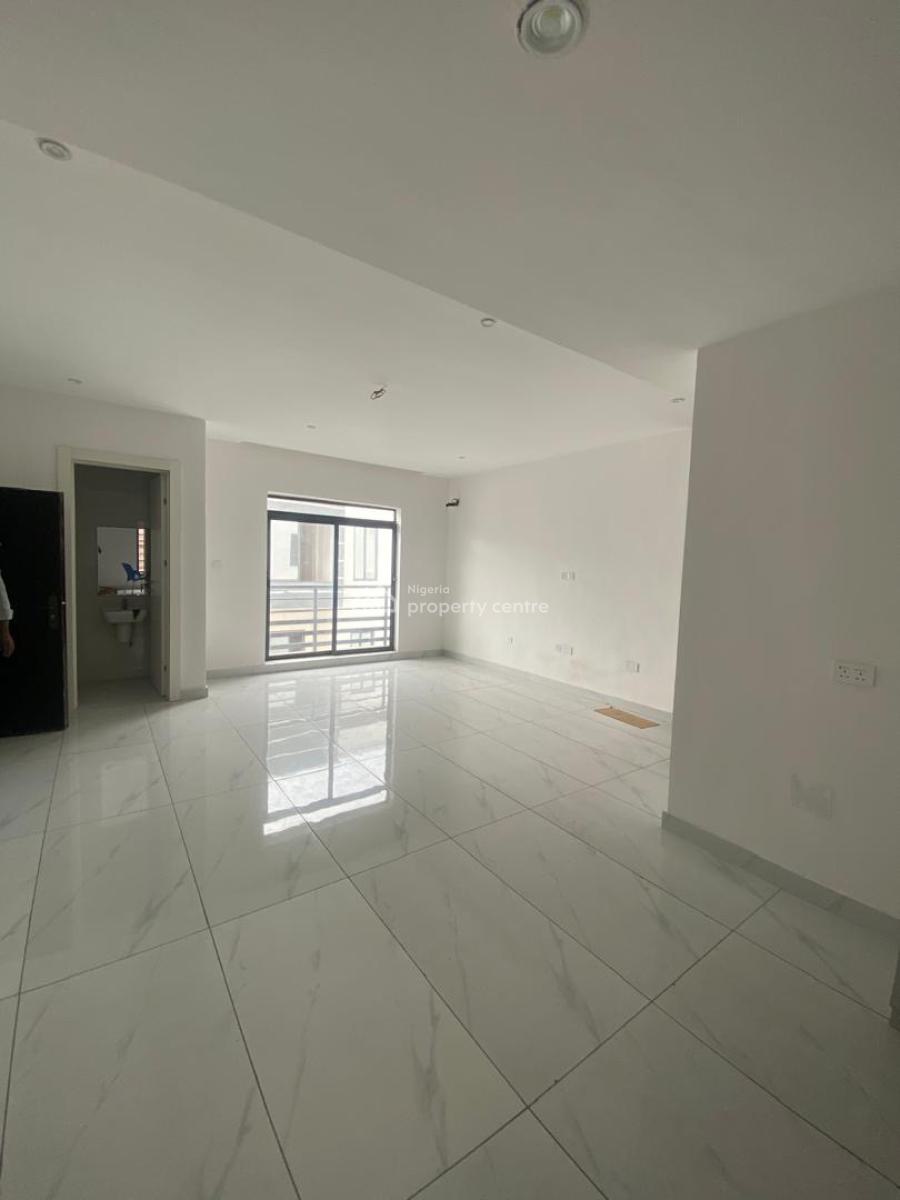 Luxury 3 Bedroom Apartment, Off Bisola Durosimi Etti, Lekki Phase 1, Lekki, Lagos, Flat / Apartment for Rent