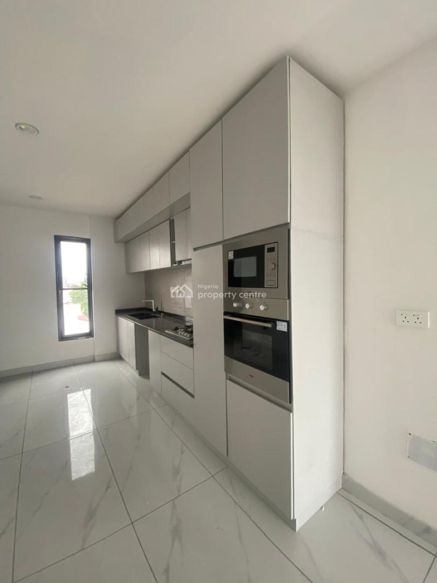 Luxury 3 Bedroom Apartment, Off Bisola Durosimi Etti, Lekki Phase 1, Lekki, Lagos, Flat / Apartment for Rent
