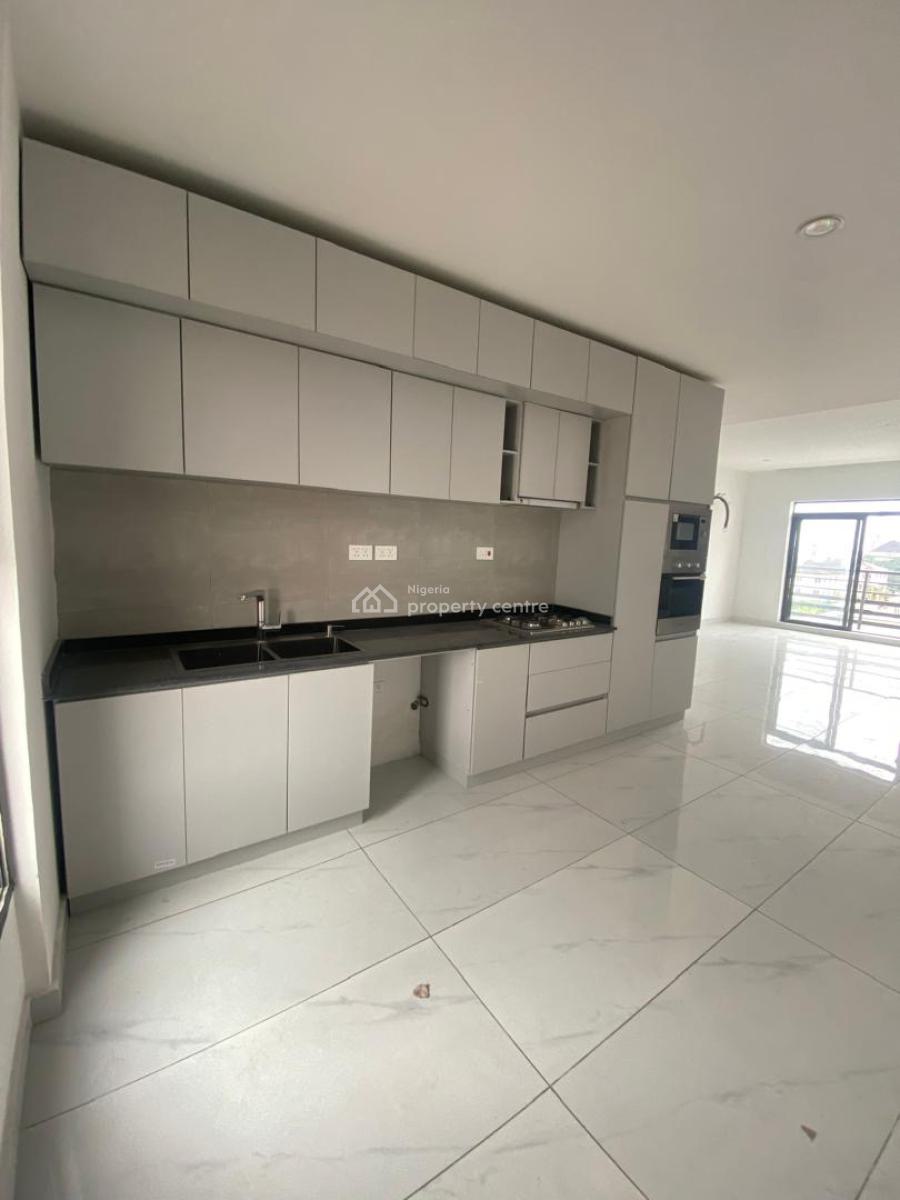 Luxury 3 Bedroom Apartment, Off Bisola Durosimi Etti, Lekki Phase 1, Lekki, Lagos, Flat / Apartment for Rent