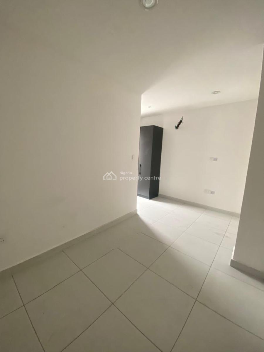 Luxury 3 Bedroom Apartment, Off Bisola Durosimi Etti, Lekki Phase 1, Lekki, Lagos, Flat / Apartment for Rent
