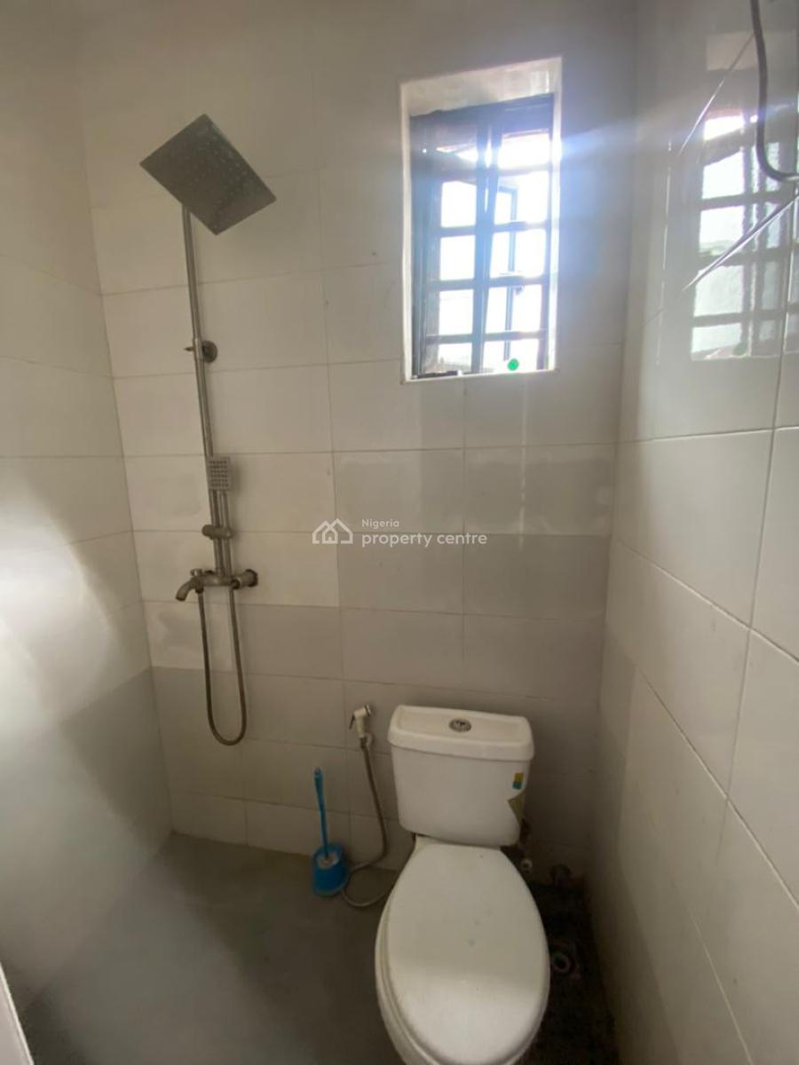 2 Bedroom Apartment  Fully Serviced Renovations Ongoing, Ologolo, Ologolo, Lekki, Lagos, Flat / Apartment for Rent