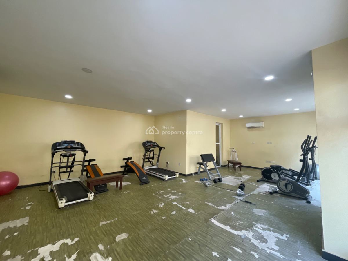 a Well Maintained 3bedroom with Swimming Pool Gym and Bq, Lekki Phase 1, Lekki, Lagos, House for Rent