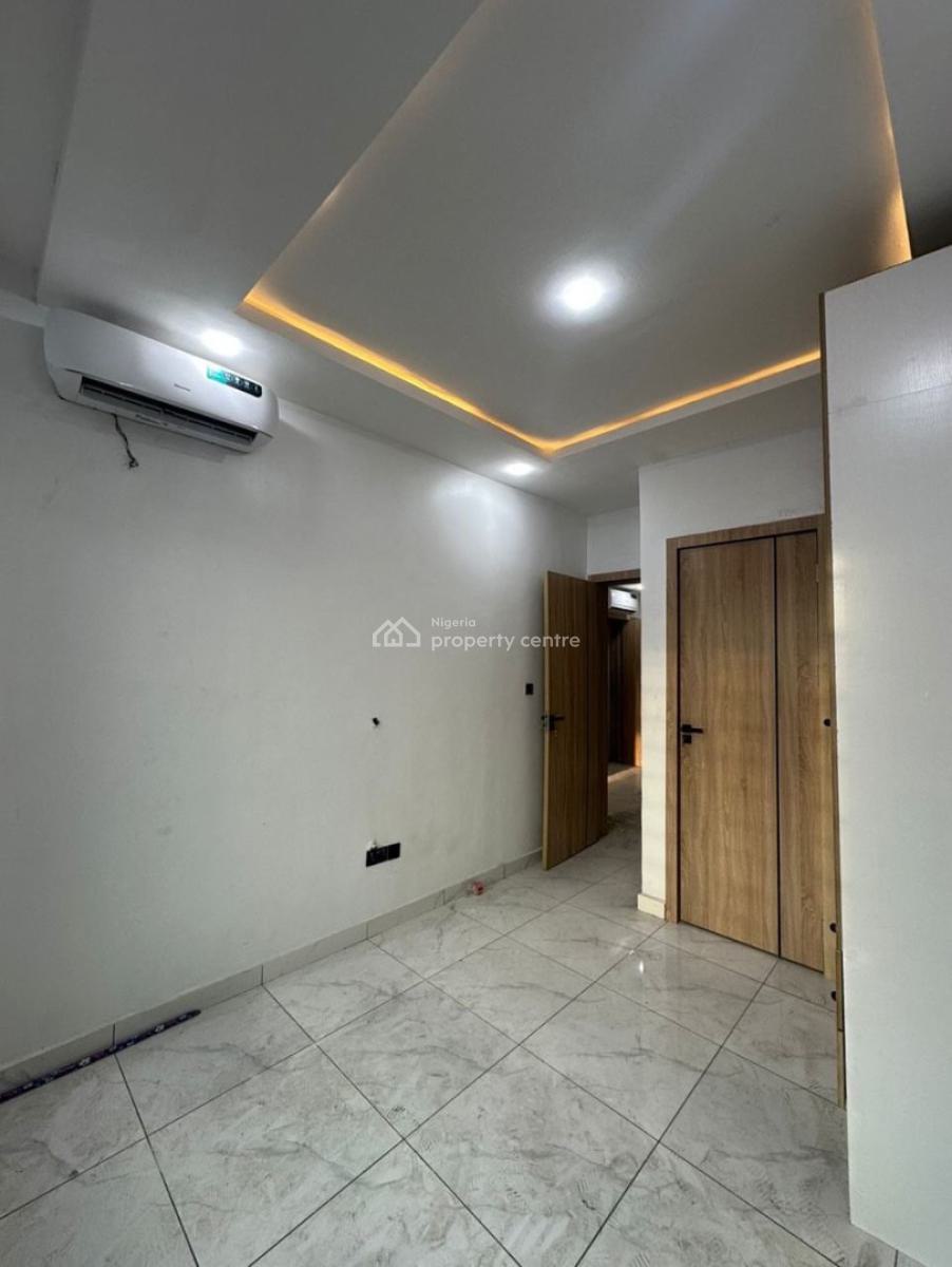 Spaciously 2bed Apartment in Ologolo,lekki, Ologolo ,lekki ,lagos , Nigeria, Ologolo, Lekki, Lagos, Flat / Apartment for Rent