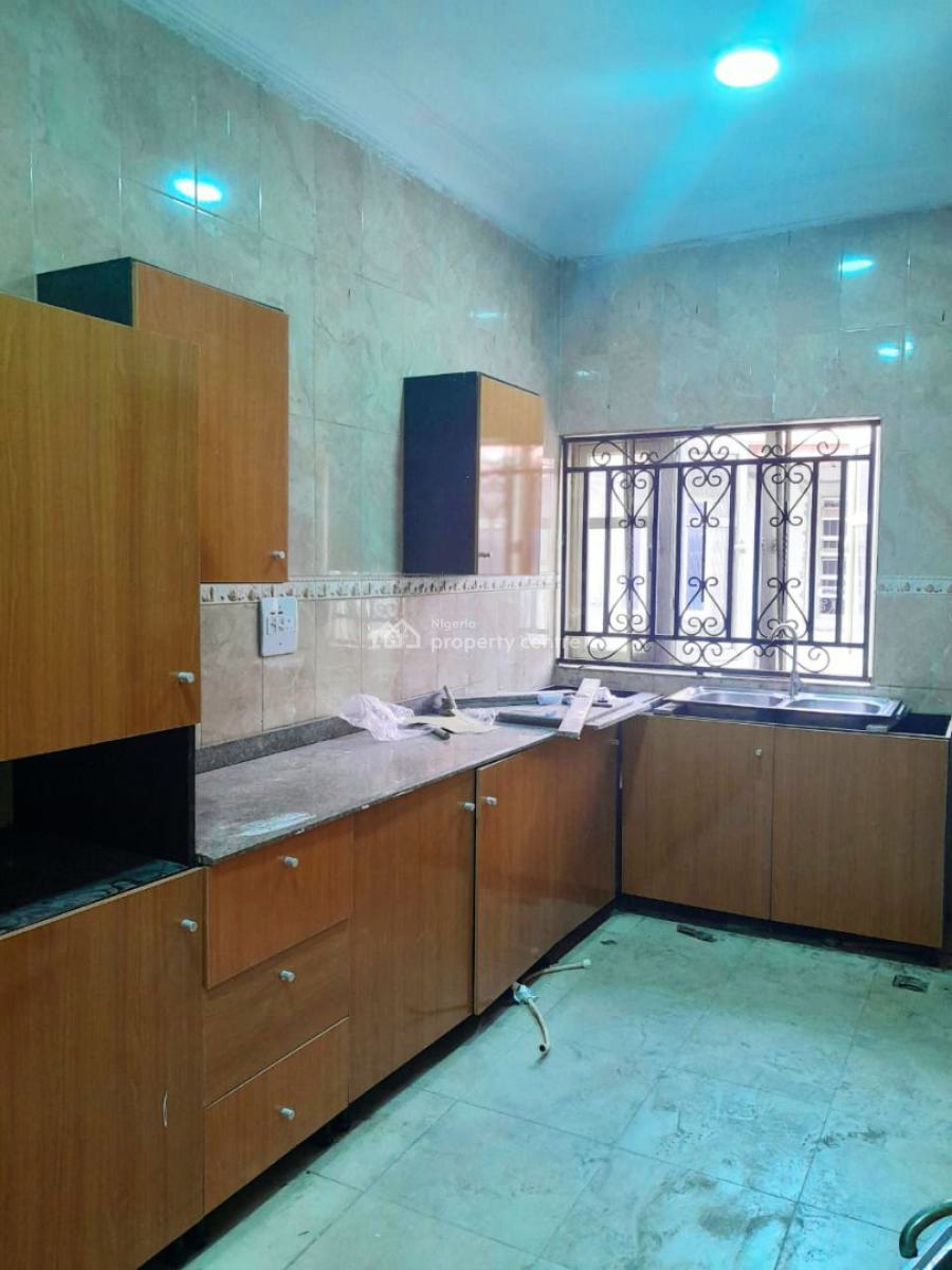 Self Service 3bedroom Apartment with Bq at Thomas Estate Ajah, Thomas Estate Ajah, Ajah, Lagos, House for Rent