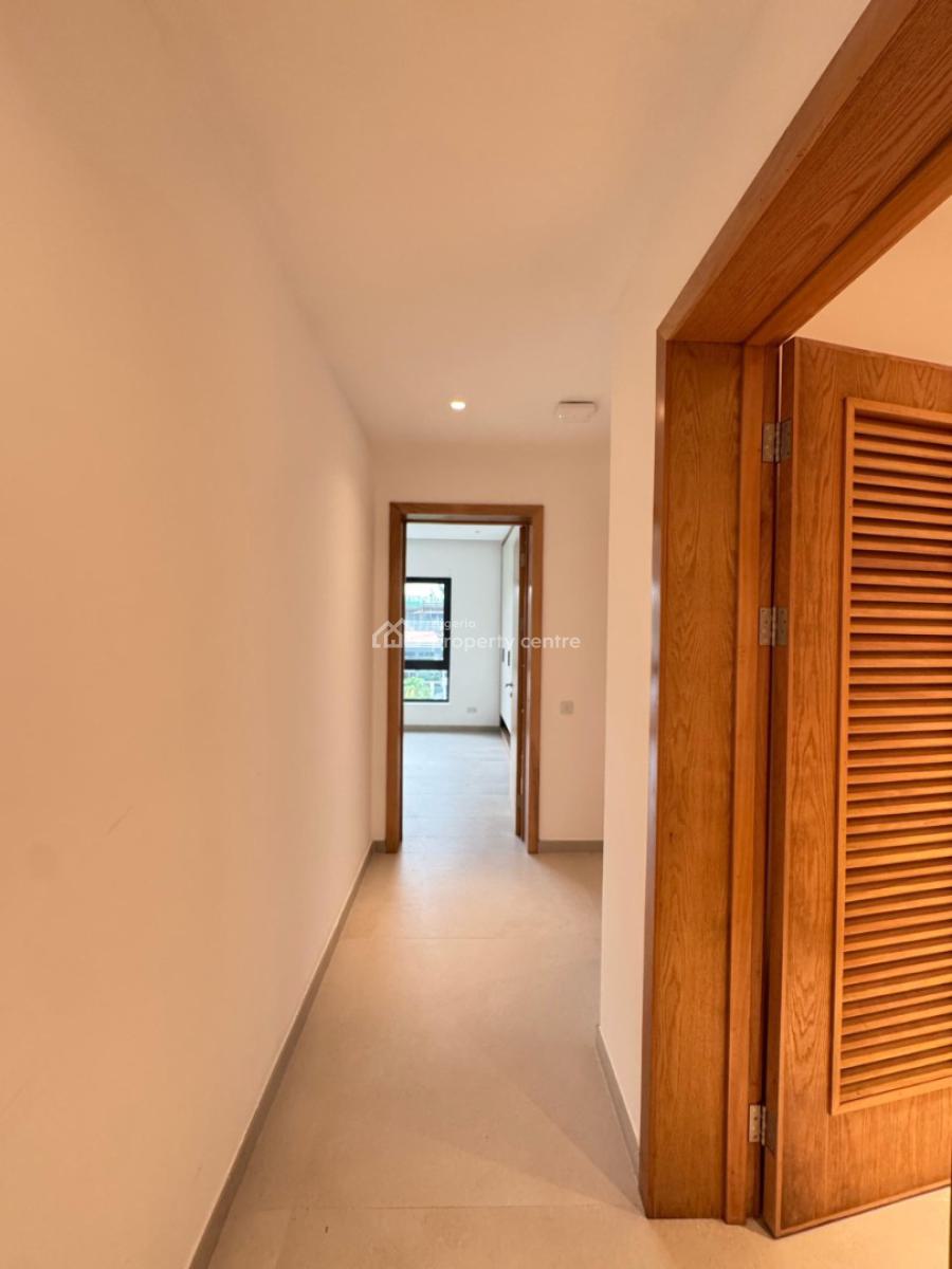 Ultra-luxury 3 -bedroom Apartment with Bq, Pool & Gym and Two Elevator, Old Ikoyi, Ikoyi, Lagos, Block of Flats for Sale
