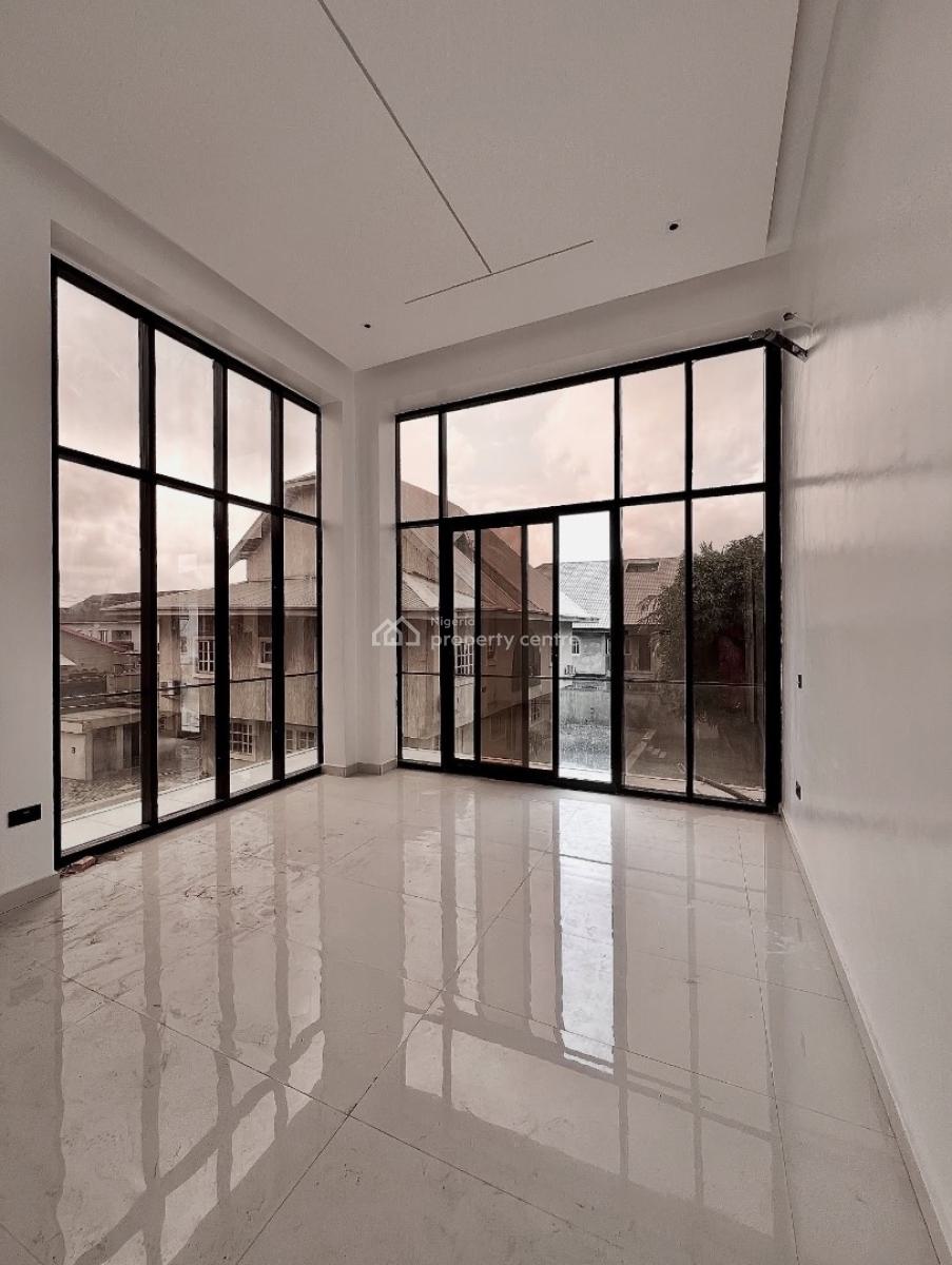 Fully Serviced 3 Bedroom Apartment with Elevator,pool and Gym, Lekki Phase 1, Lekki Phase 1, Lekki, Lagos, Block of Flats for Sale