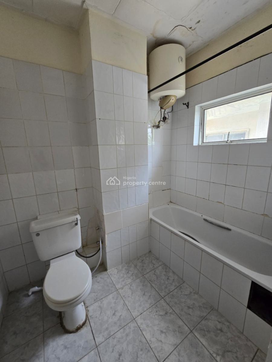 3 Bedrooms Apartment, Fara Park Estate, Sangotedo, Ajah, Lagos, Flat / Apartment for Sale