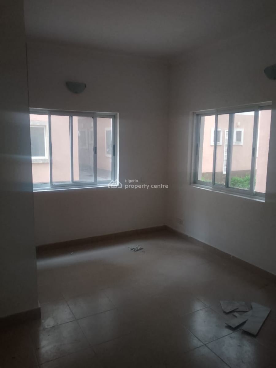 3 Bedroom Apartment, Fashola Estate Monastery Road, Sangotedo, Ajah, Lagos, Flat / Apartment for Rent
