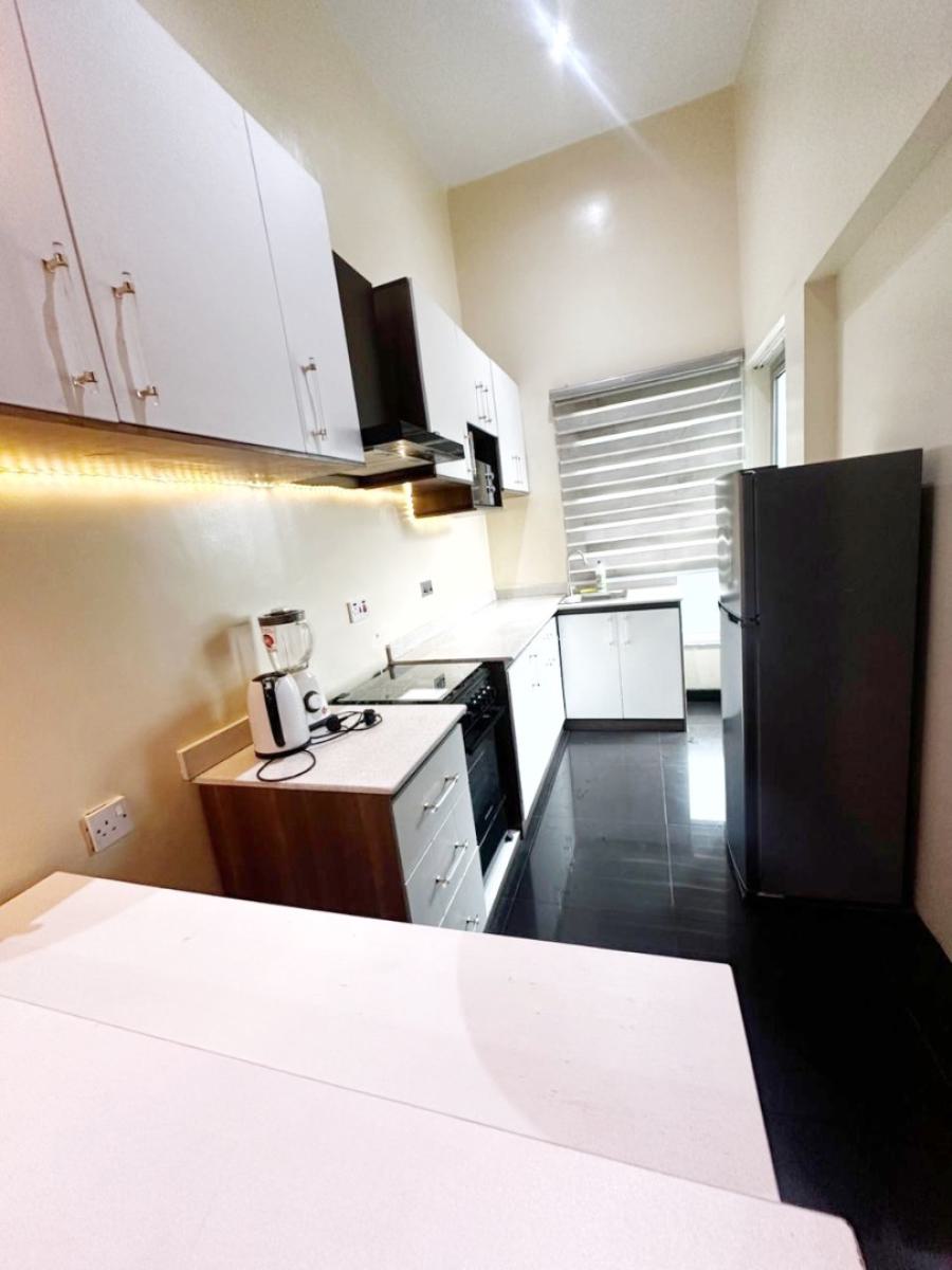 Luxury Furnished 2 Bedroom Flat, Gra Phase 2, Magodo, Lagos, Flat / Apartment for Rent