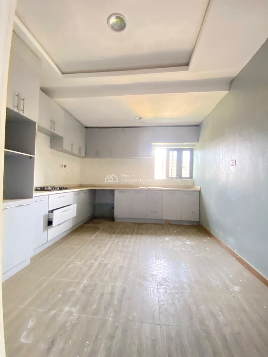 2 Bedroom Apartment, Lekki Scheme 2, Ogombo, Ajah, Lagos, Flat / Apartment for Rent