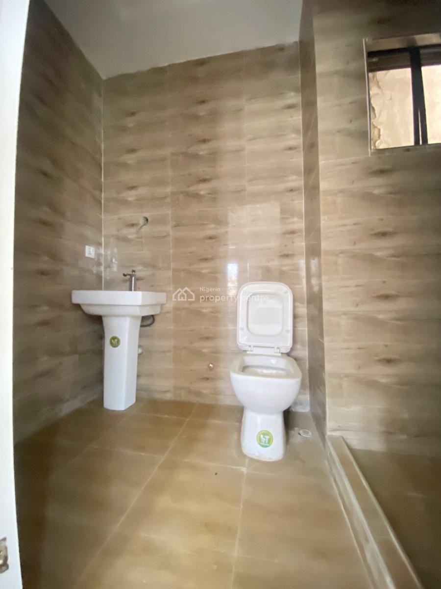 2 Bedroom Apartment, Lekki Scheme 2, Ogombo, Ajah, Lagos, Flat / Apartment for Rent