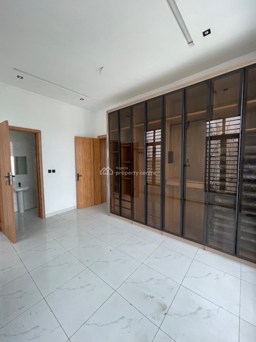Spacious 5 Bedroom Detached House, Lekki, Lagos, Detached Duplex for Sale