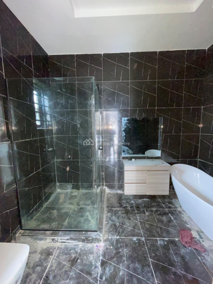 Very Spacious 5 Bedroom Duplex + Pool, Lekki, Lagos, Detached Duplex for Sale