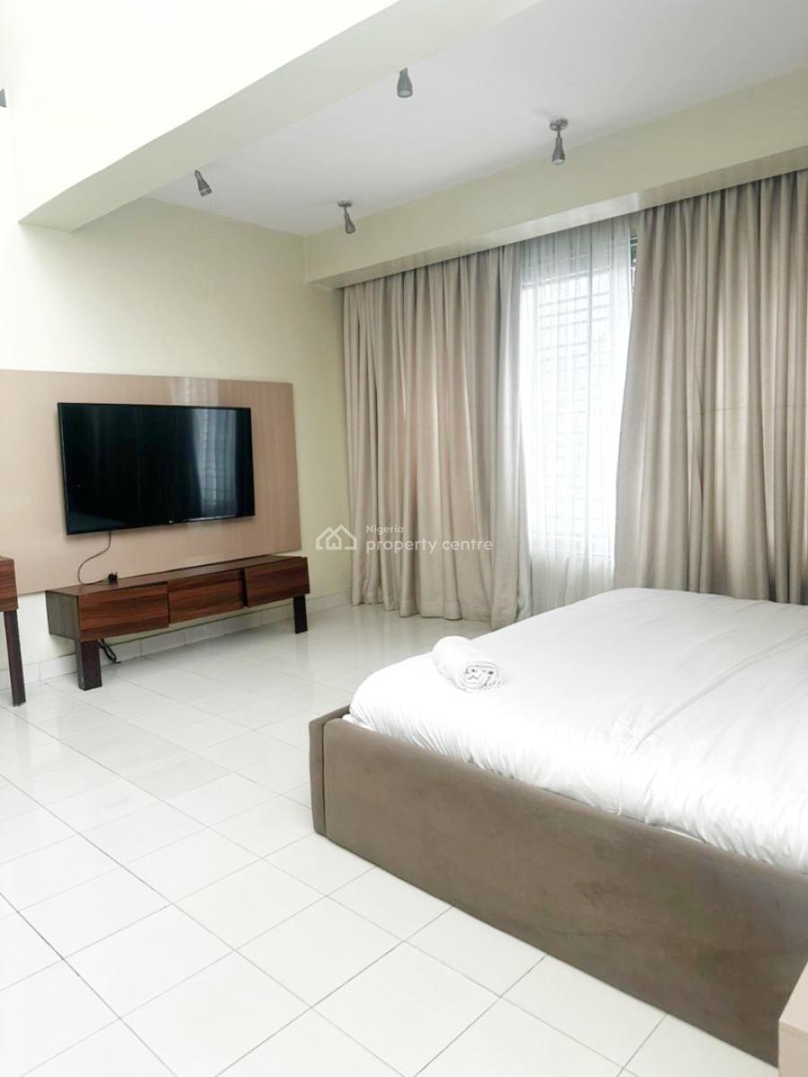 a Well Maintained Spacious Furnished 2 Bedroom Flat, Gra Phase 2, Magodo, Lagos, Flat / Apartment for Rent