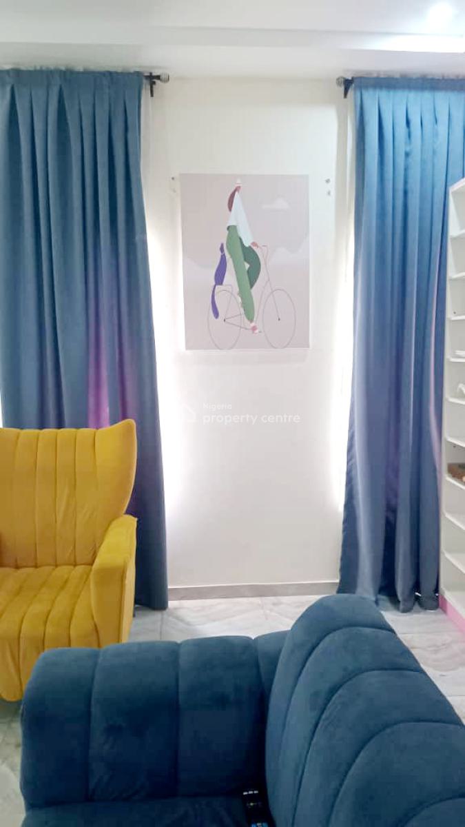 Beautiful Mini Flat, 5 Mins to Cinema & Wildlife, Few Mins 4rm D Beach, Orchid Road, Lekki, Lagos, Mini Flat (room and Parlour) Short Let