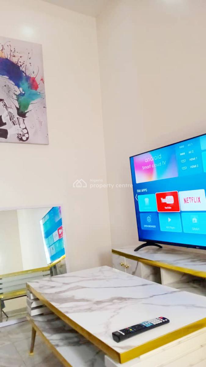 Beautiful Mini Flat, 5 Mins to Cinema & Wildlife, Few Mins 4rm D Beach, Orchid Road, Lekki, Lagos, Mini Flat (room and Parlour) Short Let