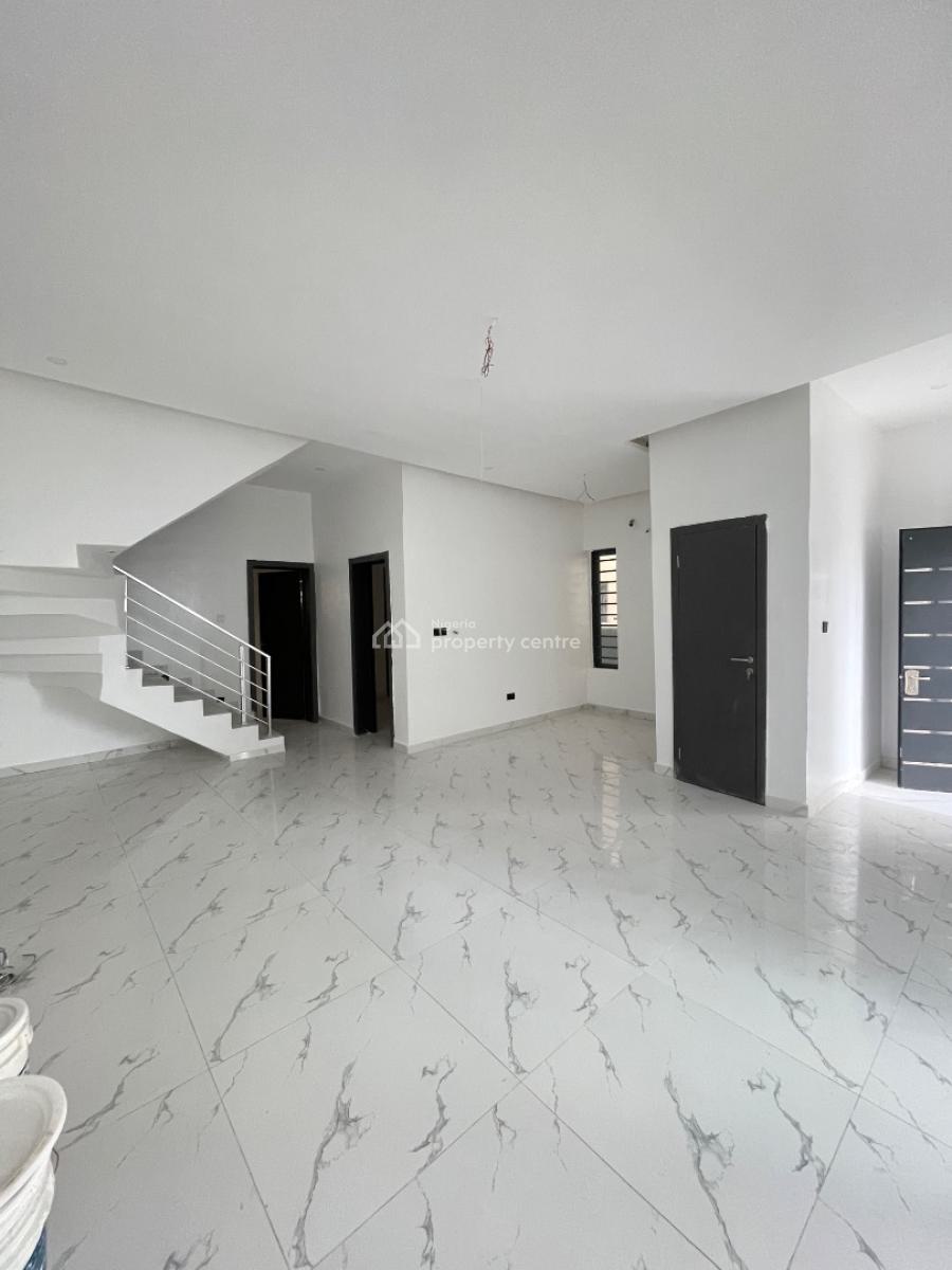 4 Bedrooms Semi Detached House, Lekki, Lagos, Semi-detached Duplex for Sale