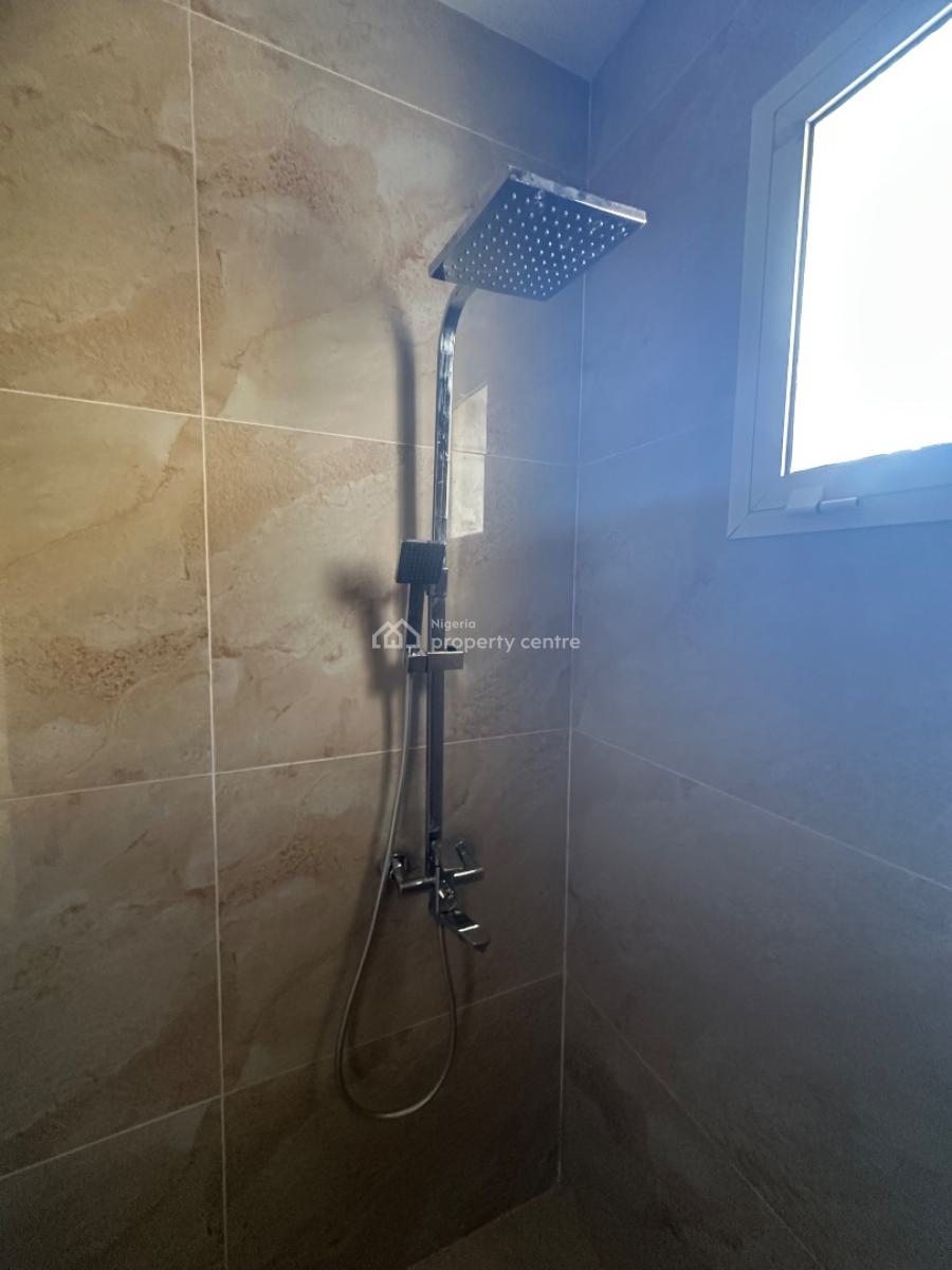 2 Bedroom, Off Ajose Adeogun, Victoria Island (vi), Lagos, Flat / Apartment for Rent