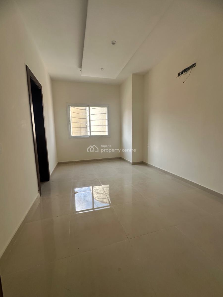 2 Bedroom, Off Ajose Adeogun, Victoria Island (vi), Lagos, Flat / Apartment for Rent